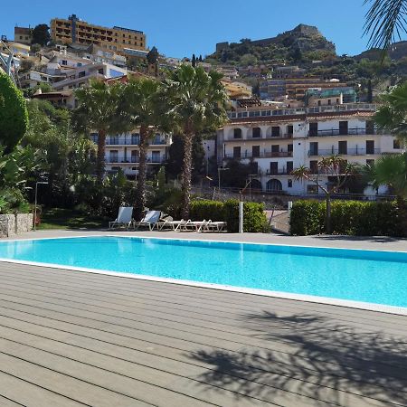 Minerva Luxury Apartment & Tulipan Apartment By Taormina Holidays Екстериор снимка