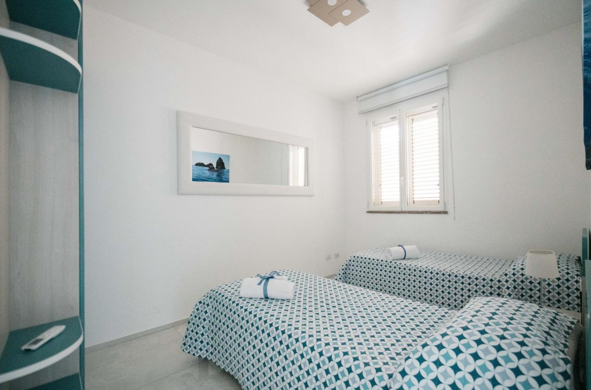 Minerva Luxury Apartment & Tulipan Apartment By Taormina Holidays Екстериор снимка