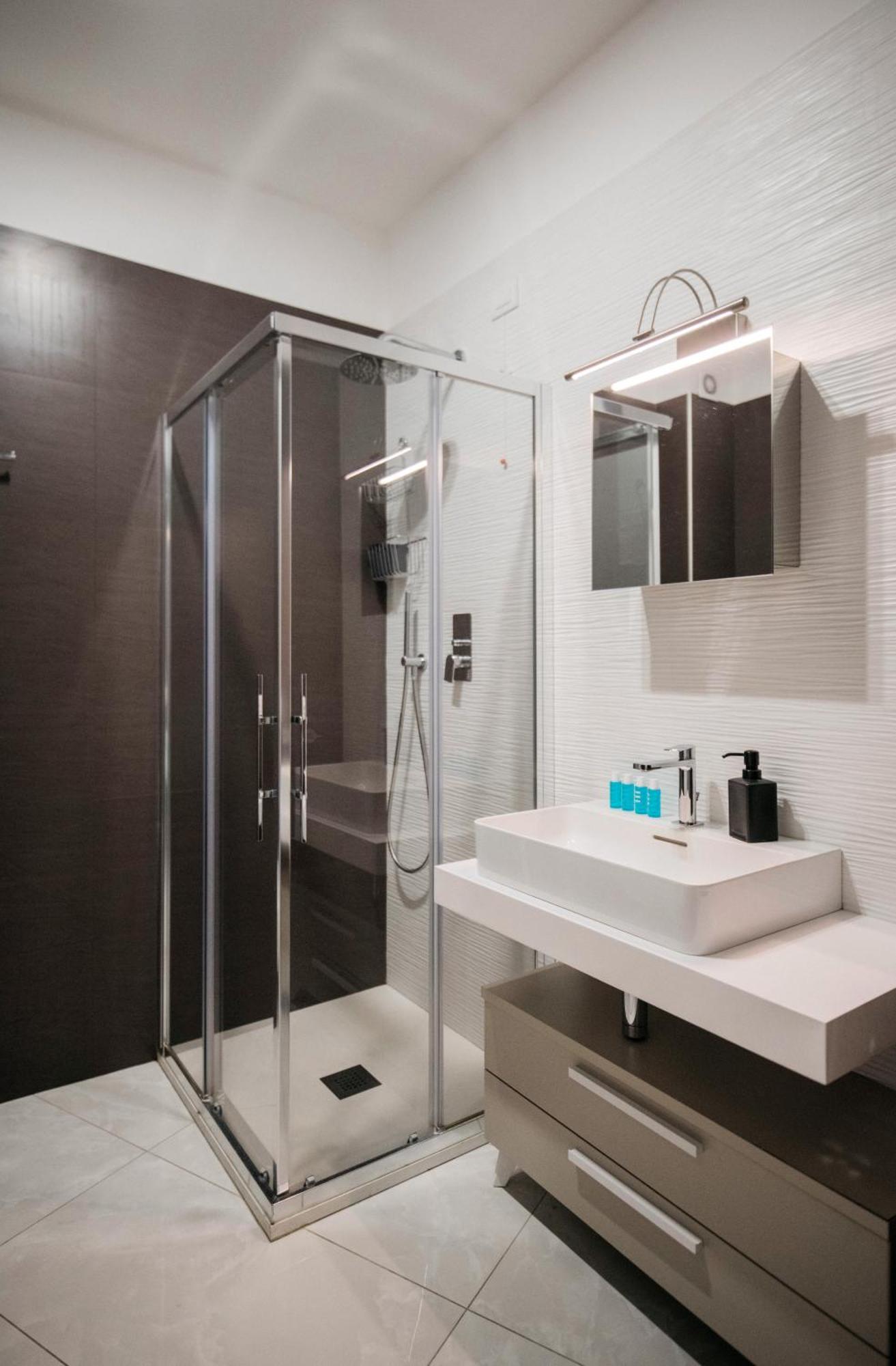 Minerva Luxury Apartment & Tulipan Apartment By Taormina Holidays Екстериор снимка