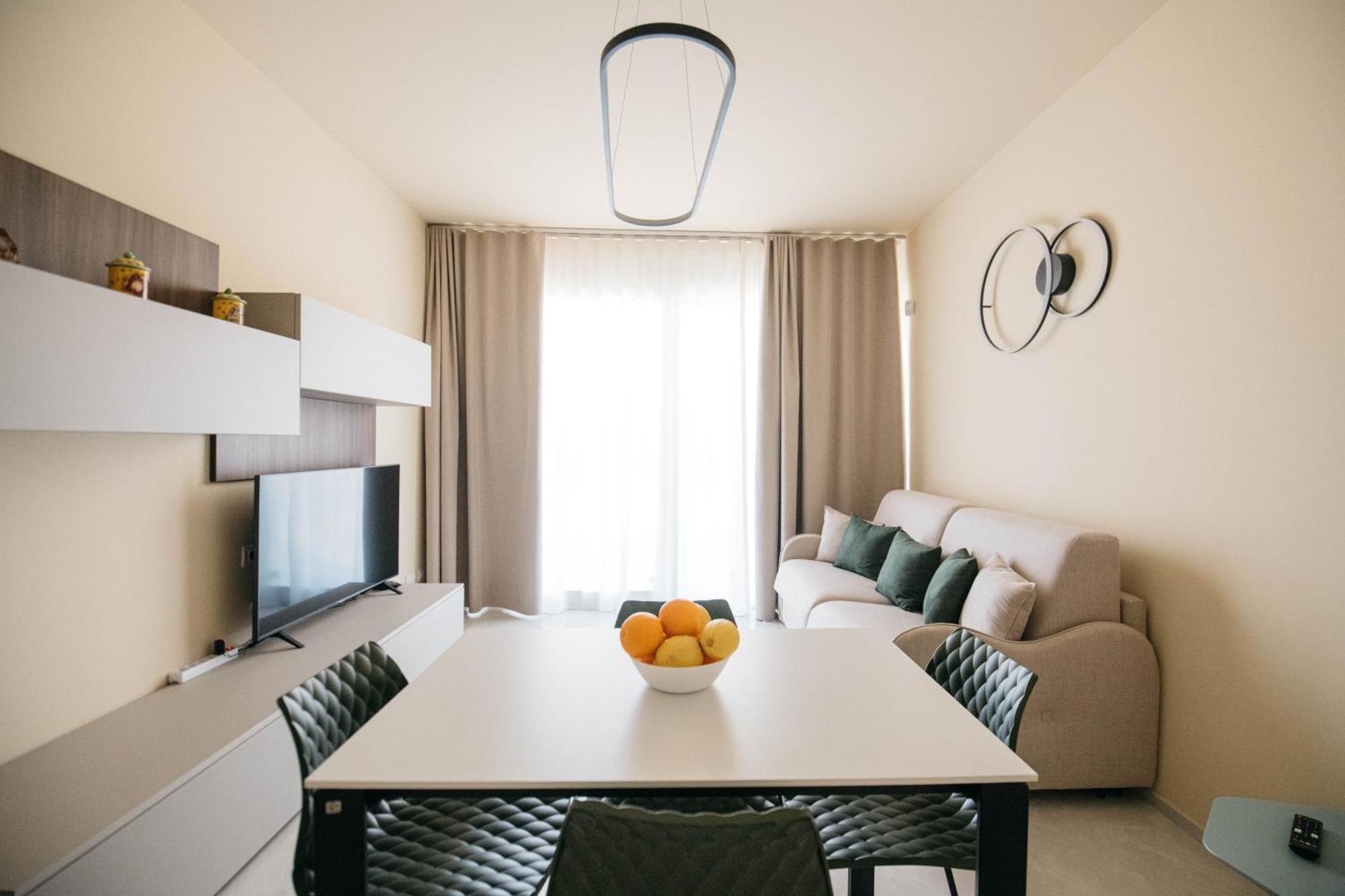 Minerva Luxury Apartment & Tulipan Apartment By Taormina Holidays Екстериор снимка